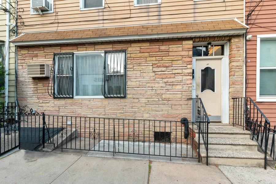 181 N 8th Street Na Property Photo 1