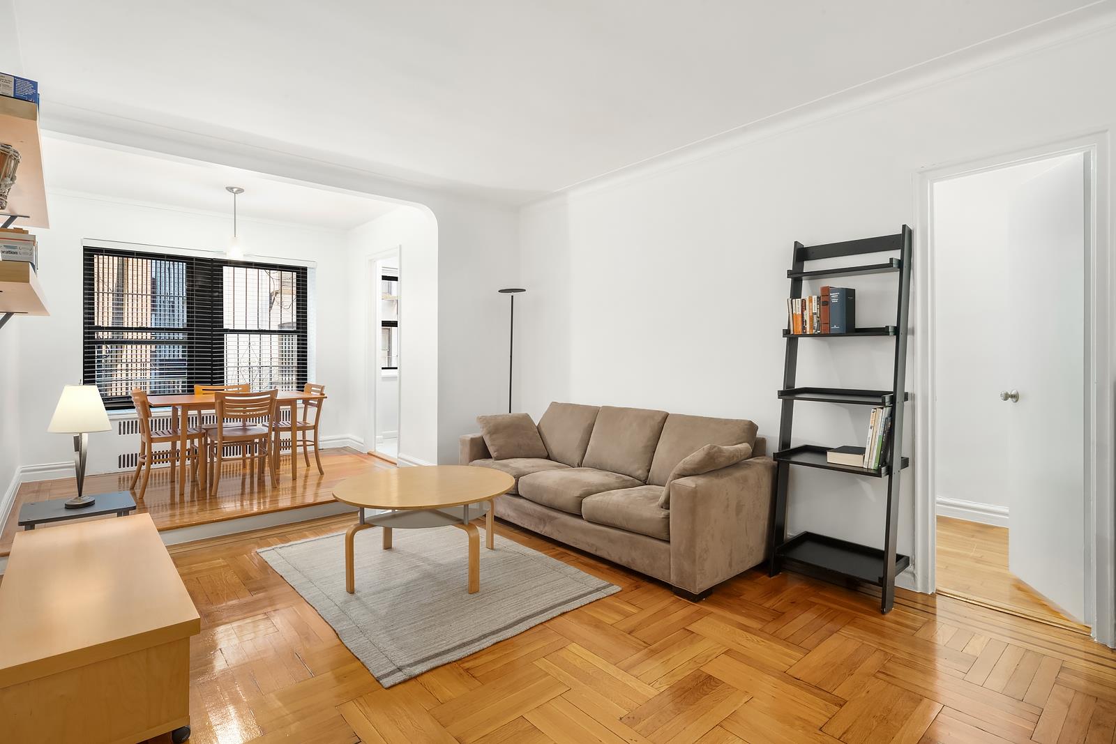 210 W 103rd Street 2-h Property Photo 1