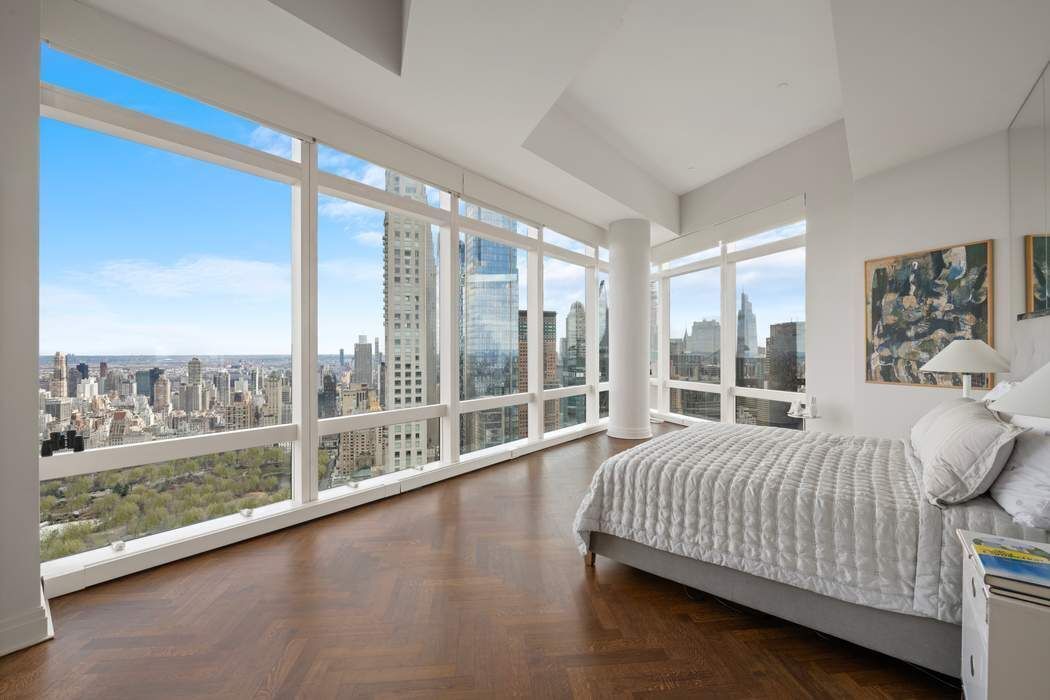 25 Columbus Circle 75ce Property Photo 5