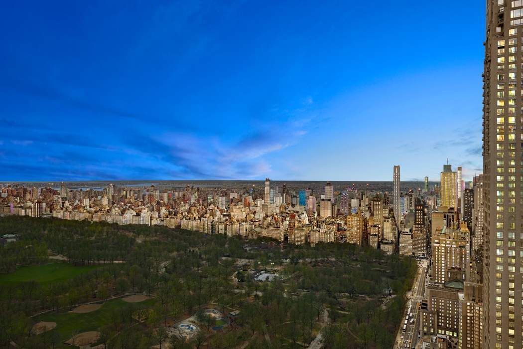25 Columbus Circle 75ce Property Photo 16