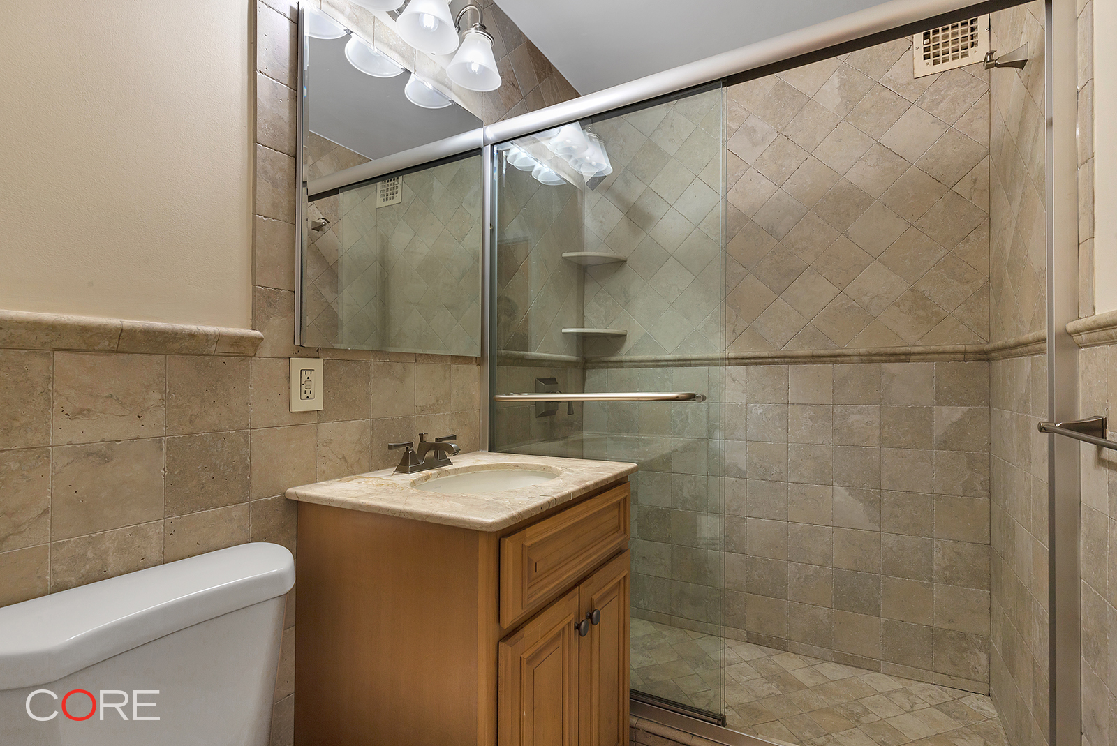 201 E 28th Street 12b Property Photo 5