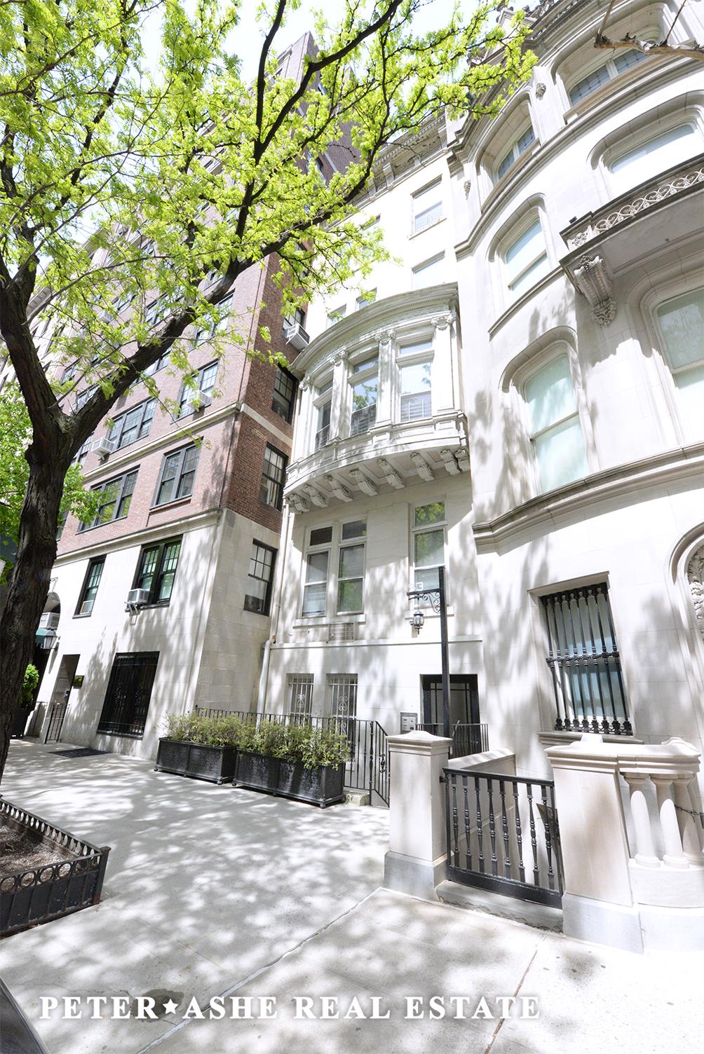 53 E 64th Street Property Photo 7