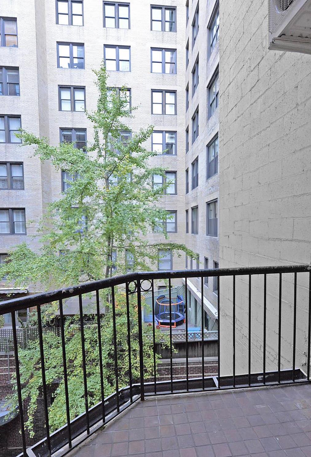 53 E 64th Street Property Photo 18