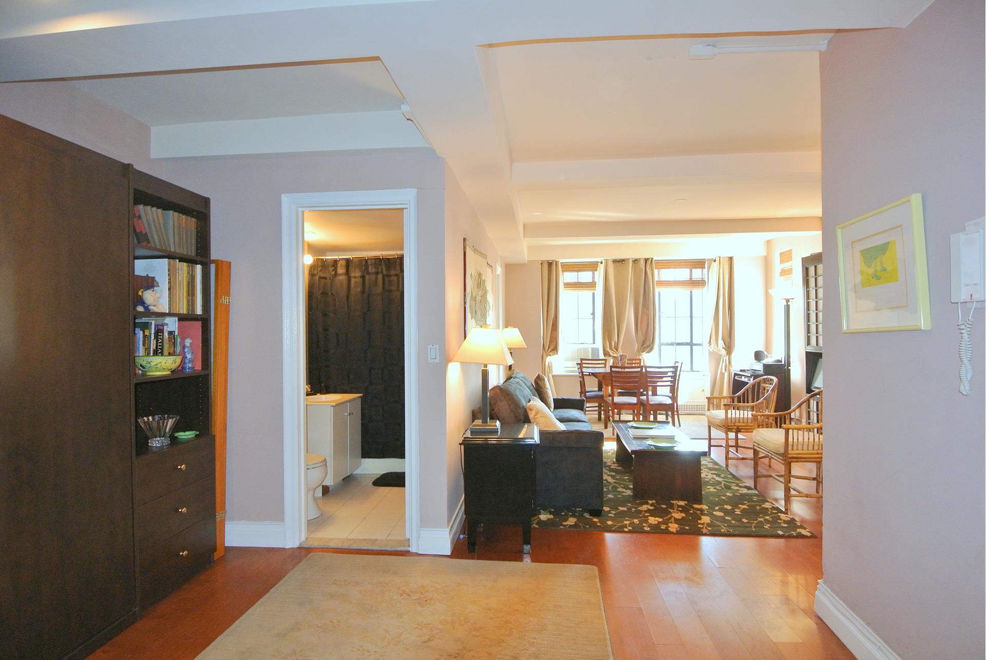 350 W 57th Street 15c Property Photo 3
