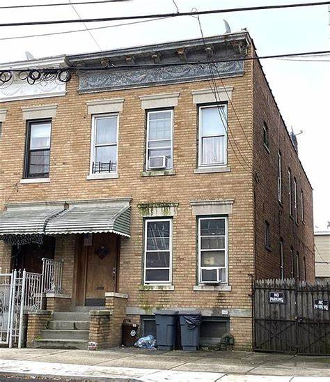 1916 Himrod Street Property Photo 1