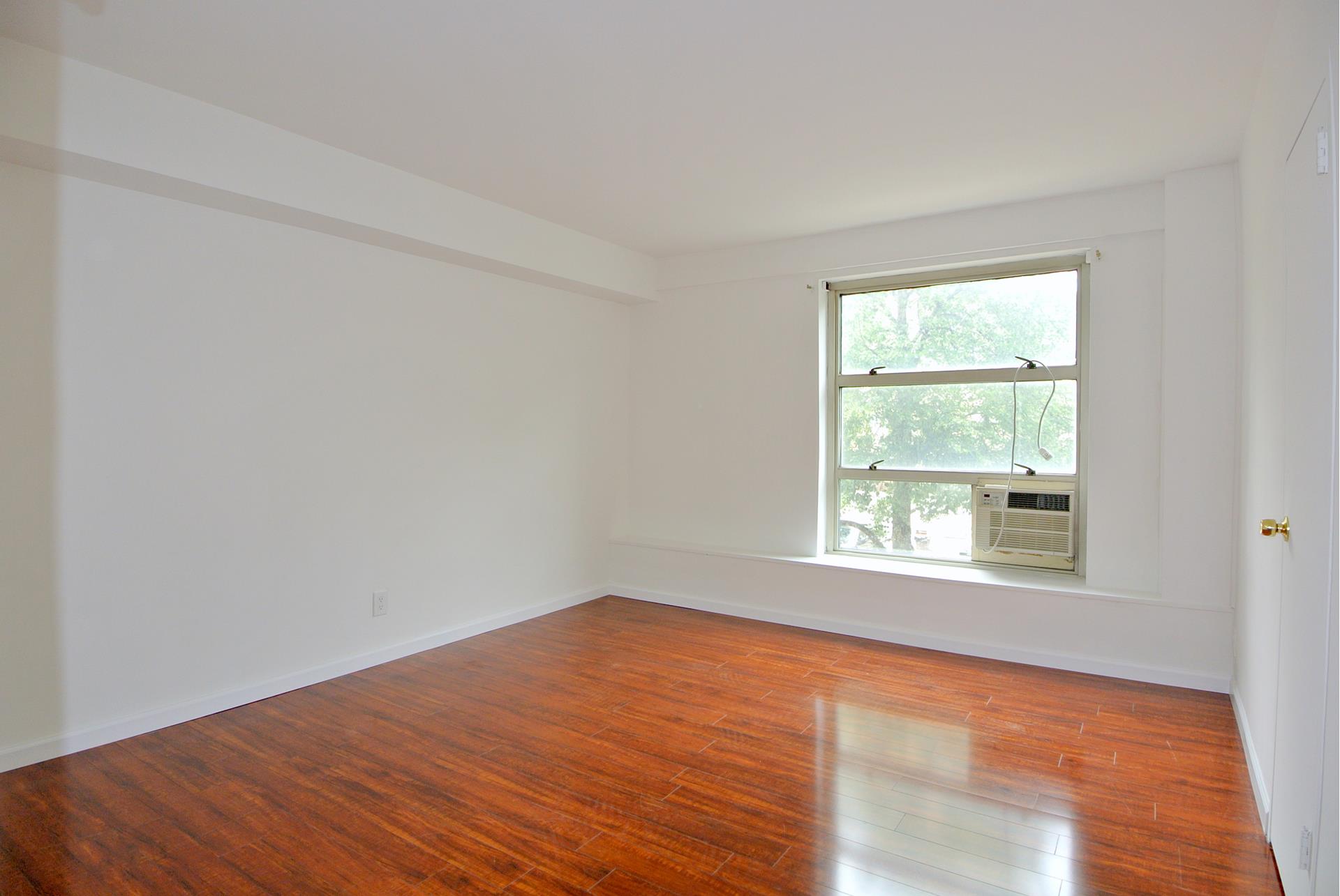 549 W 123rd Street 3g Property Photo 13