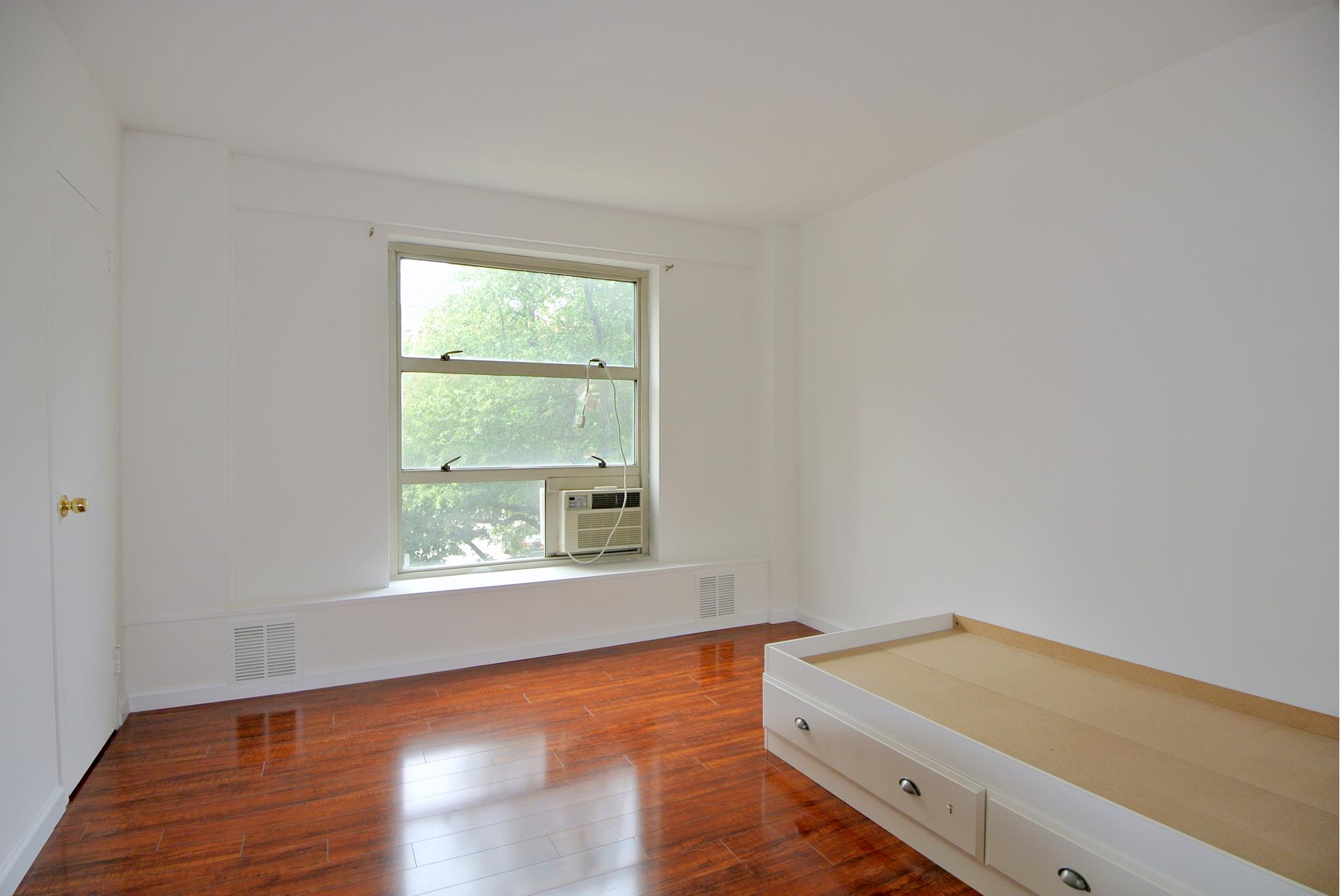 549 W 123rd Street 3g Property Photo 15