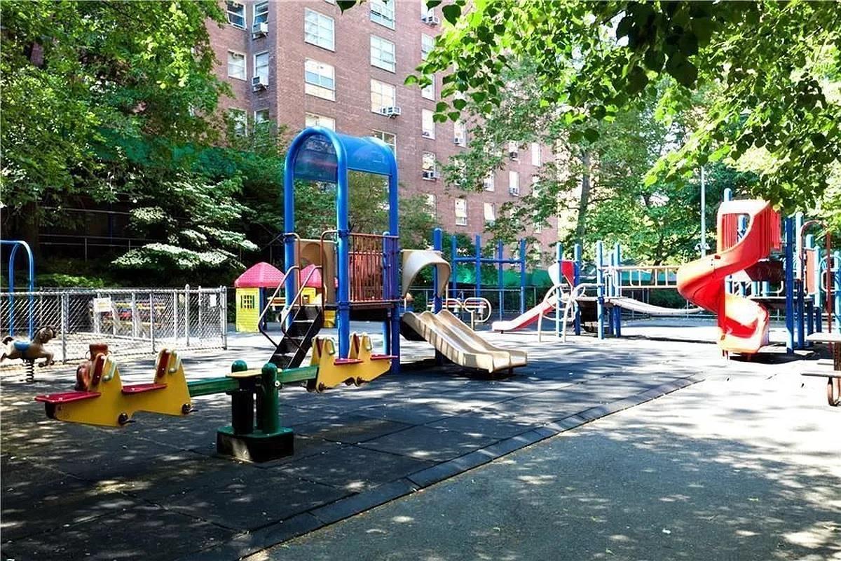 549 W 123rd Street 3g Property Photo 23