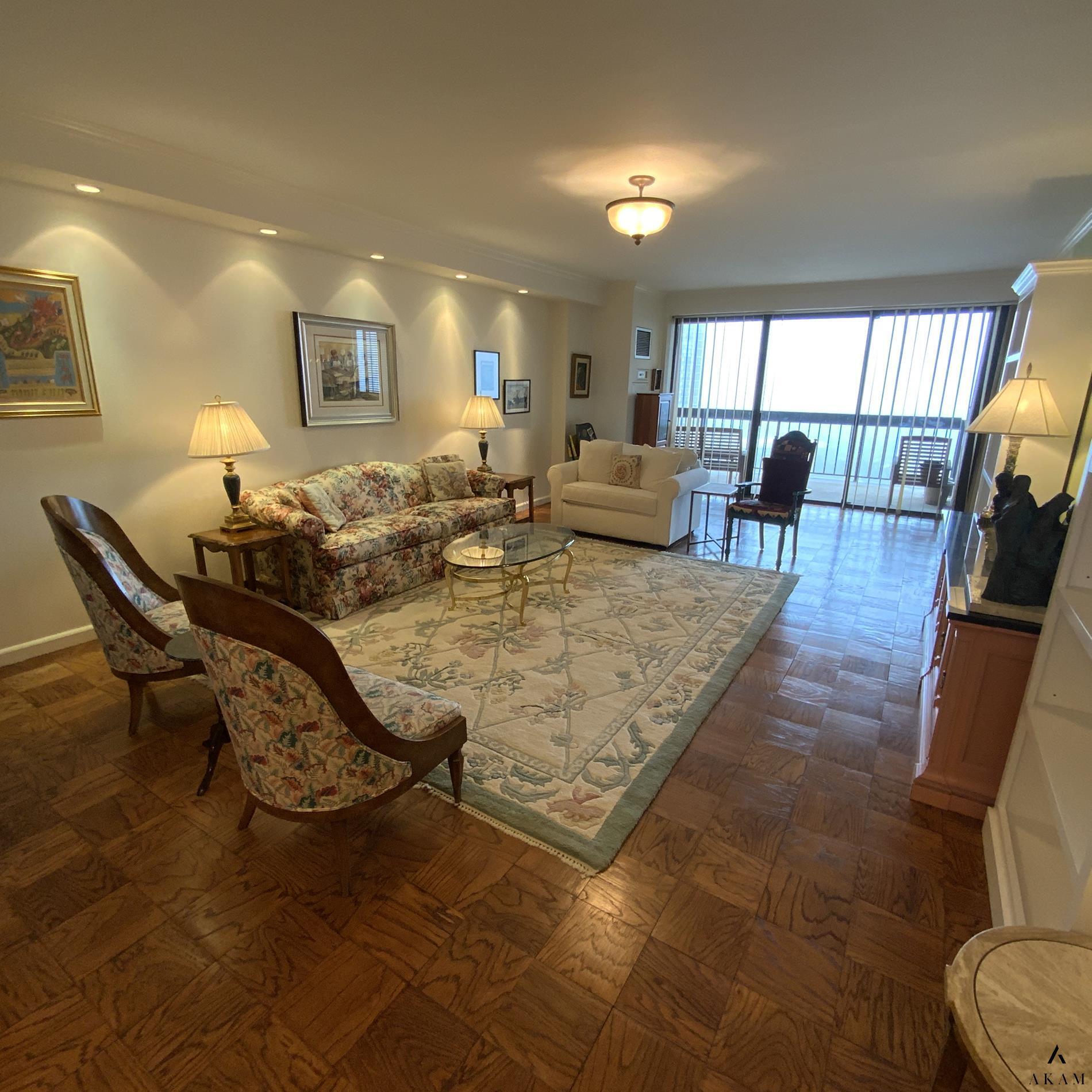 271-10 Grand Central Parkway 26g Property Photo 2