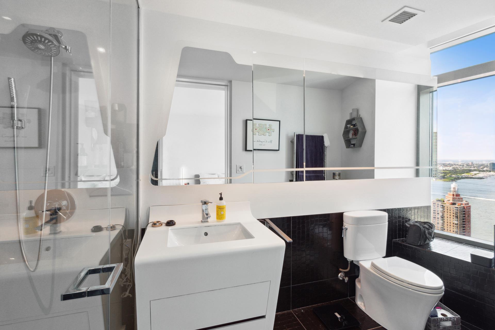 123 Washington Street 39a Property Photo 5