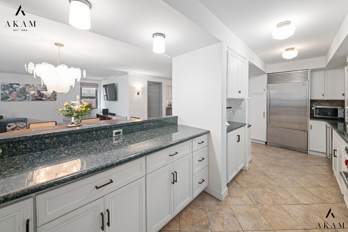 420 E 55th Street 7-bc Property Photo 7