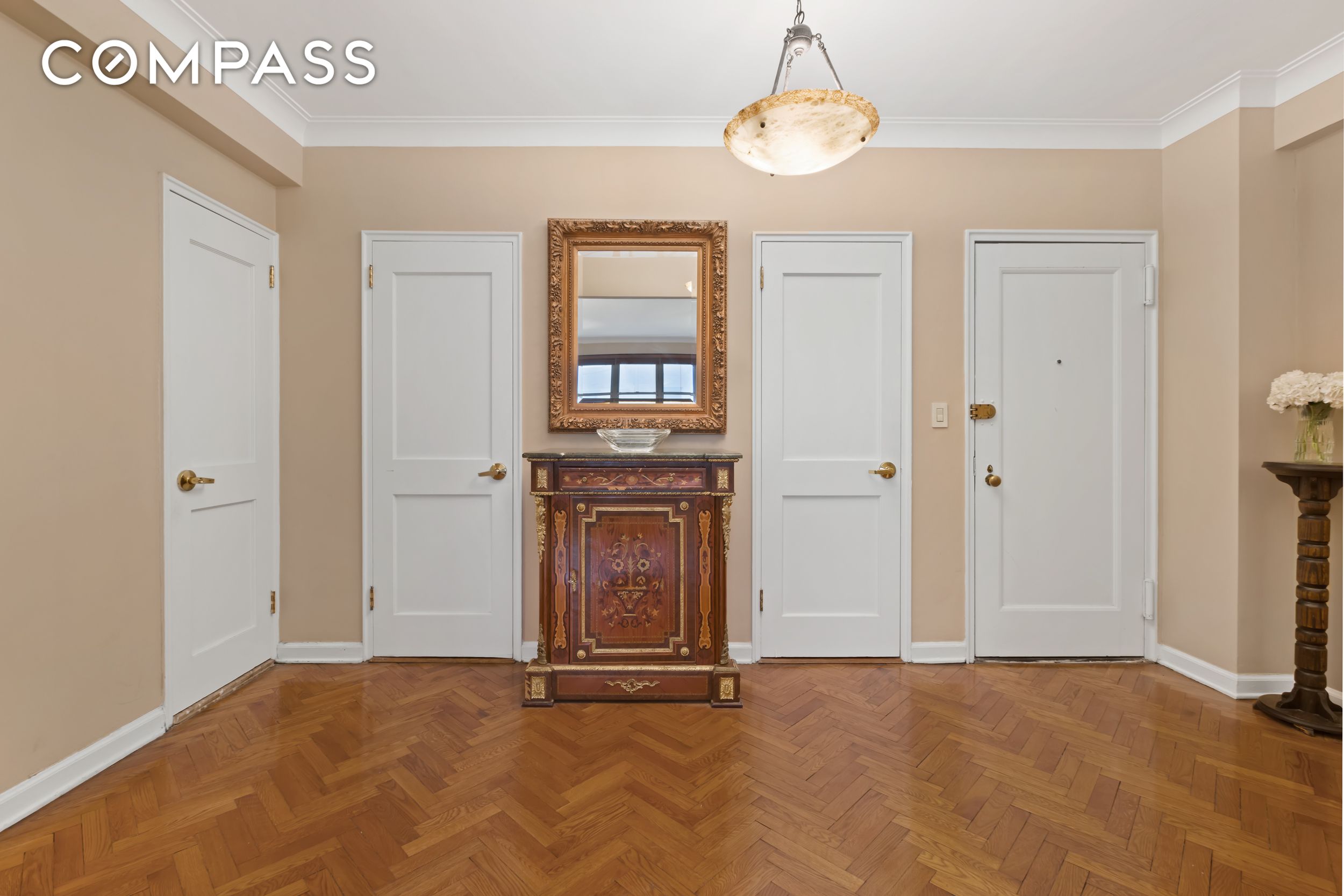 710 Park Avenue 5f Property Photo 5