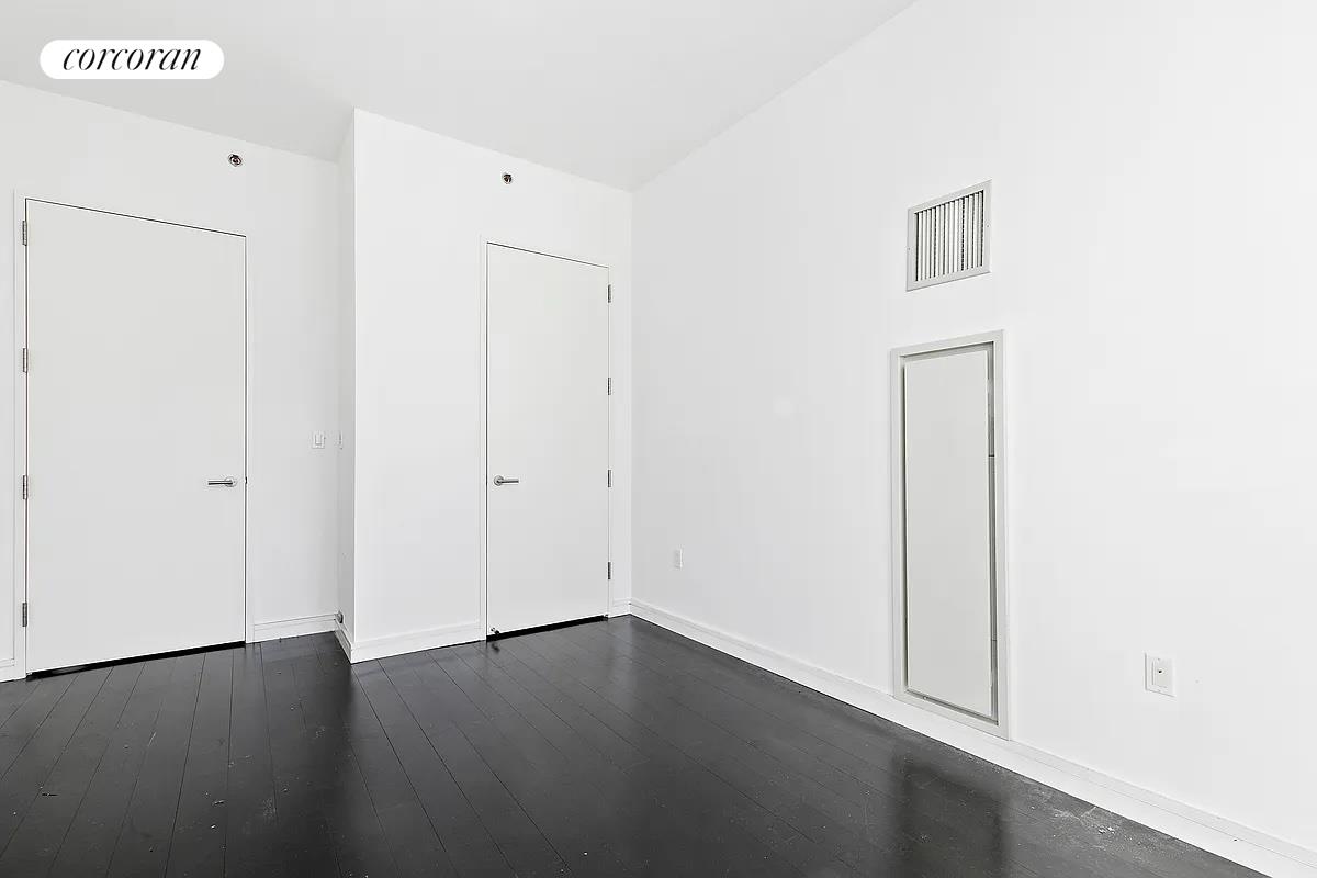 300 E 23rd Street 9e Property Photo 4
