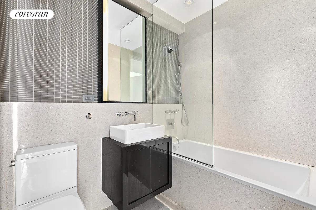 300 E 23rd Street 9e Property Photo 6