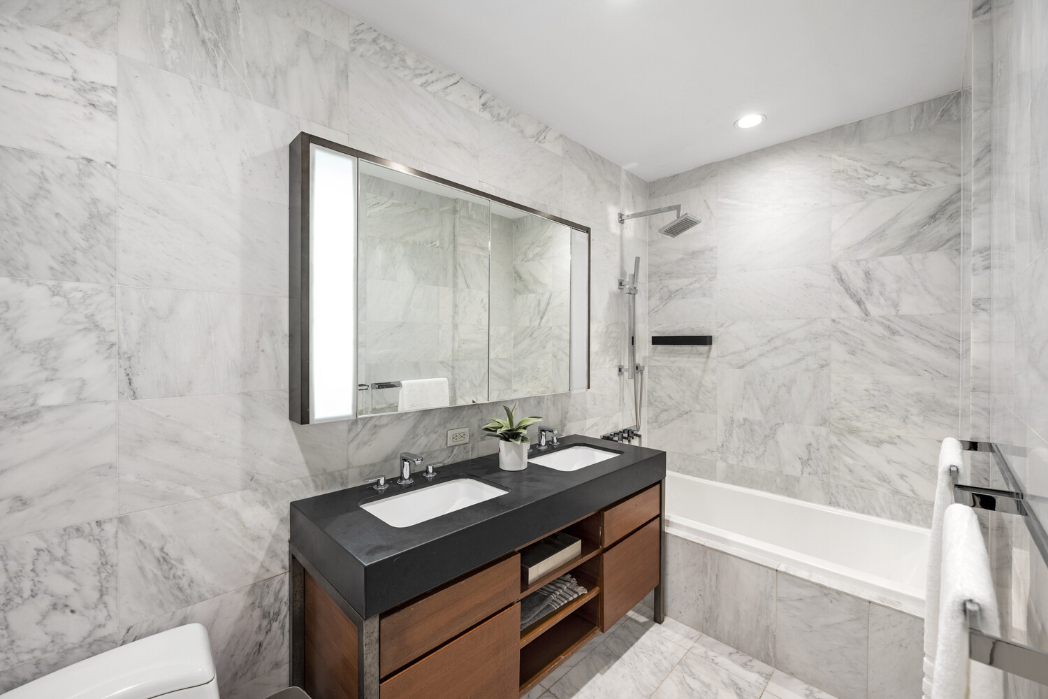 75 Wall Street 26a Property Photo 8