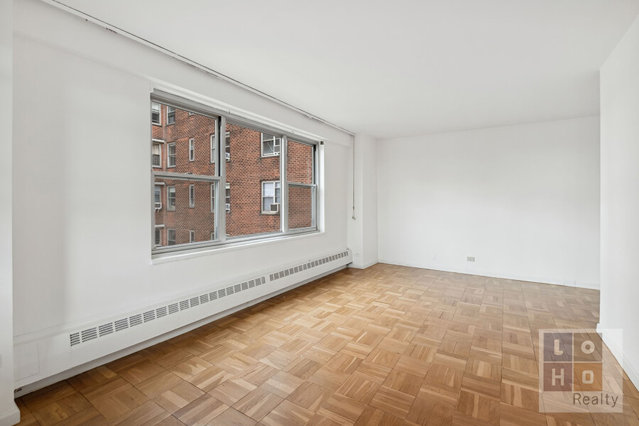570 Grand Street H1504 Property Photo 5