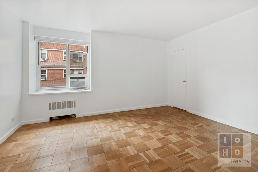 570 Grand Street H1504 Property Photo 10