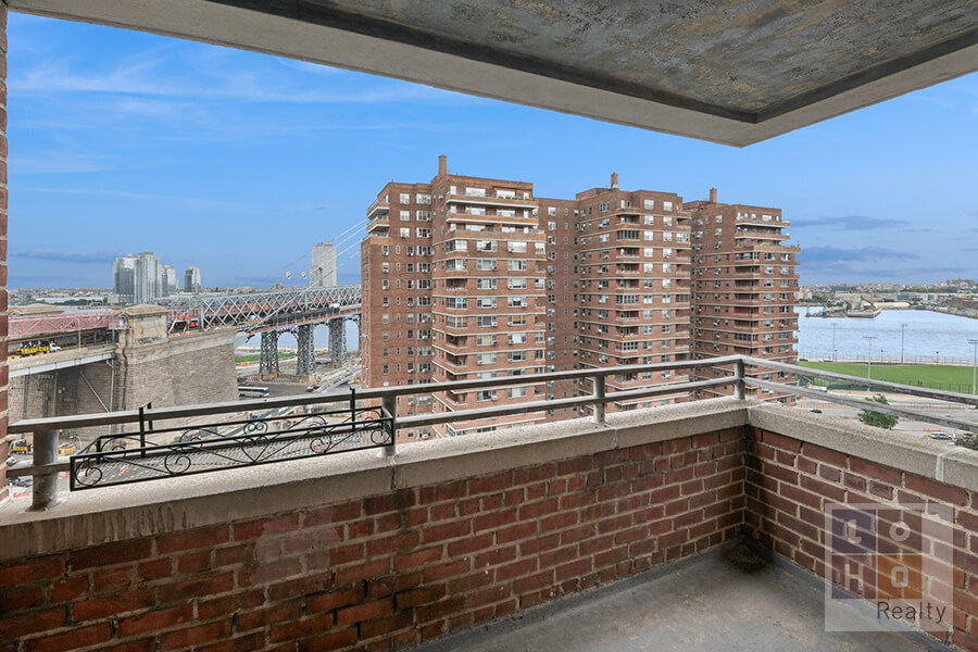 570 Grand Street H1504 Property Photo 12