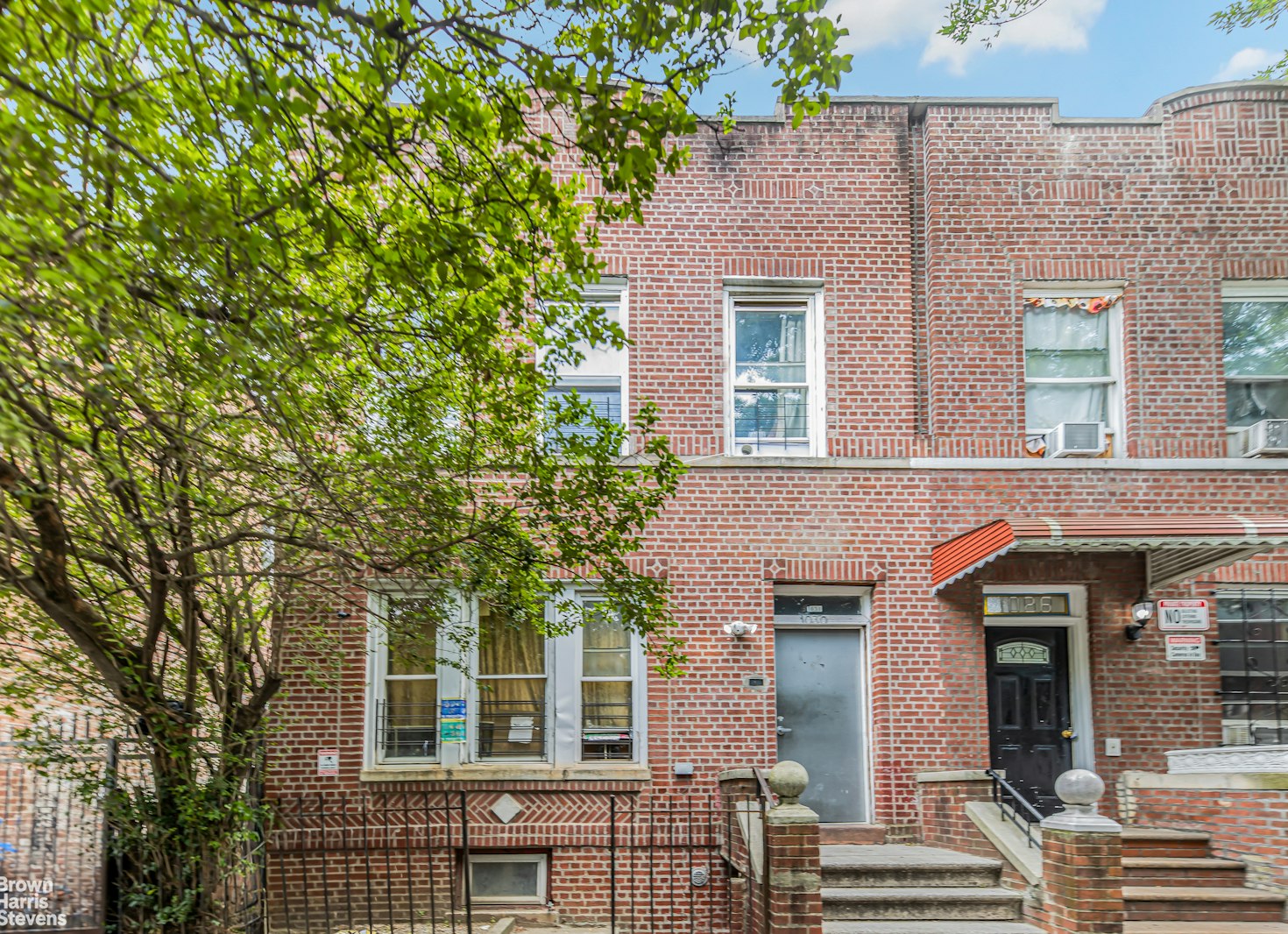 1030 Longfellow Avenue Property Photo 2