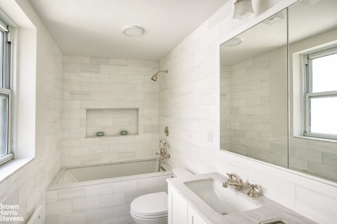 170 E 77th Street 7g Property Photo 5