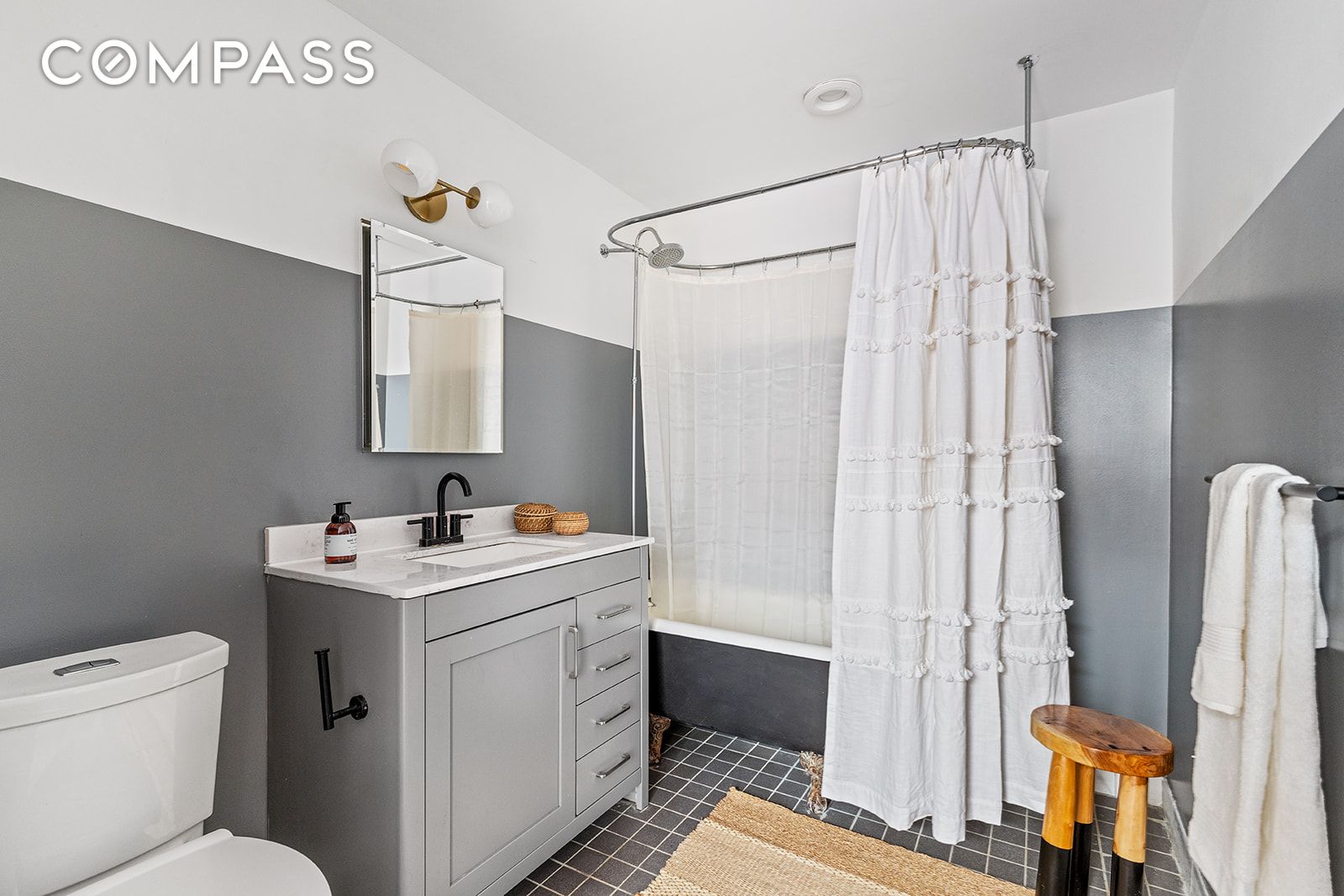 114 2nd Street Property Photo 10