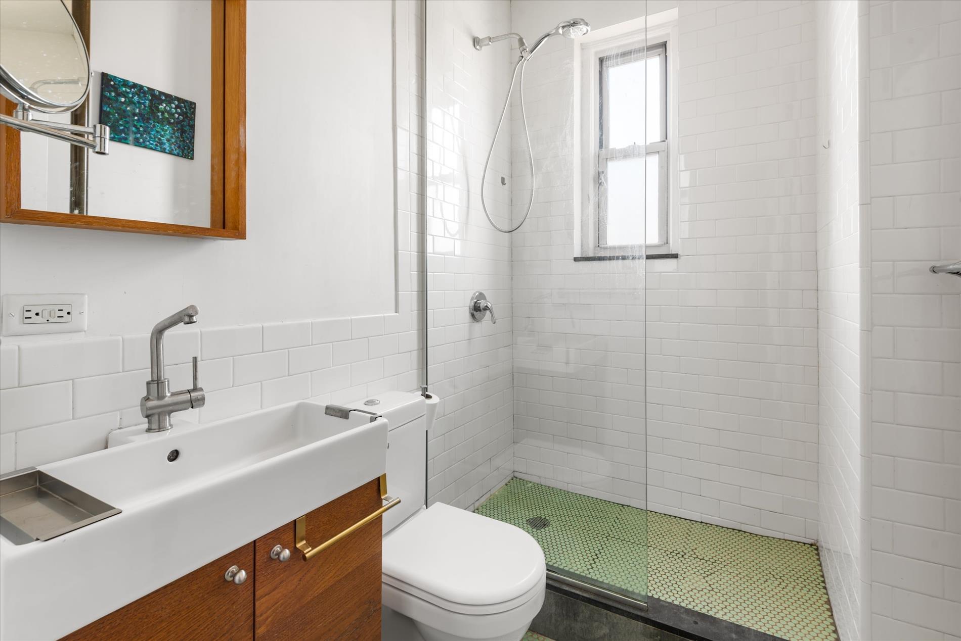 585 W 214th Street 6-ab Property Photo 15