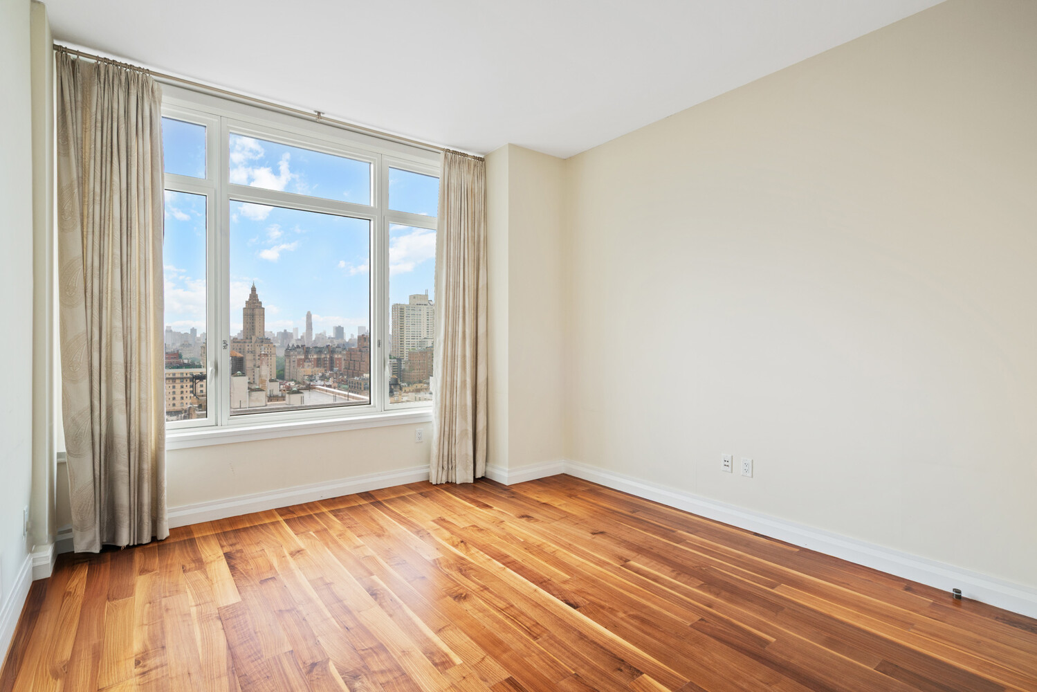 2150 Broadway Ph2b Property Photo 34