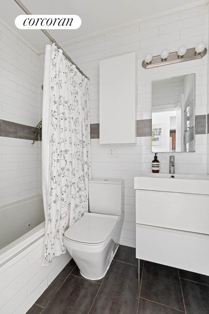 112 Washington Avenue Property Photo 23