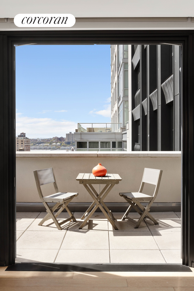 221 W 77th Street 16 Property Photo 5