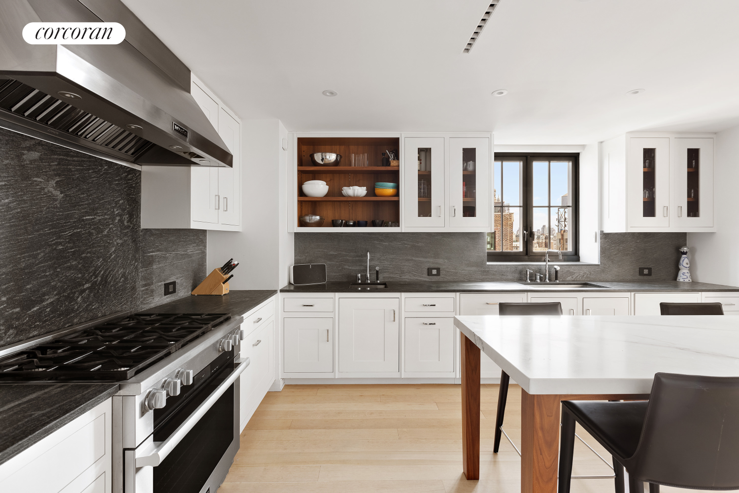 221 W 77th Street 16 Property Photo 15