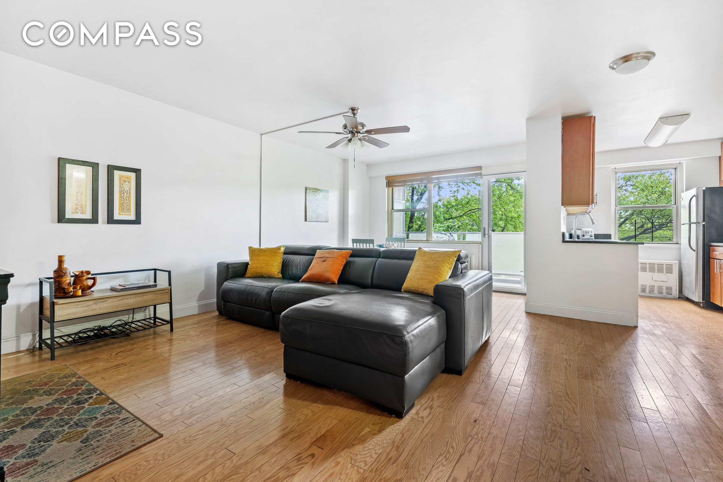 1065 Vermont Street 4L Property Photo 1