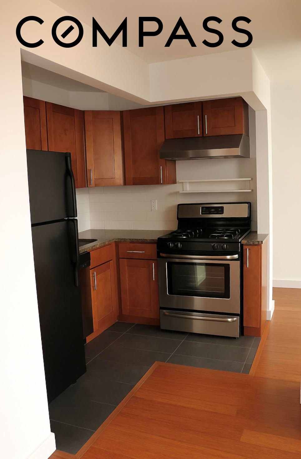 31 Monroe Street 9b Property Photo 5
