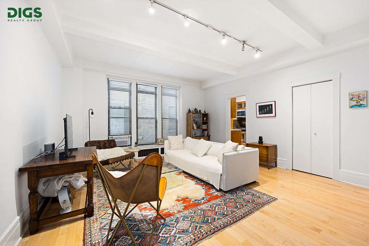 135 W 79th Street 1d Property Photo 2
