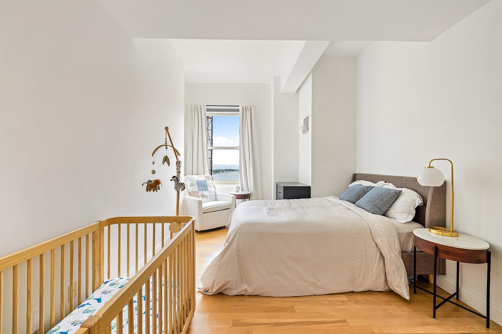88 Greenwich Street 2303 Property Photo 6