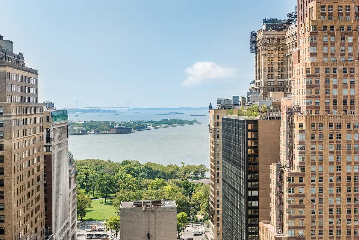 88 Greenwich Street 2303 Property Photo 8