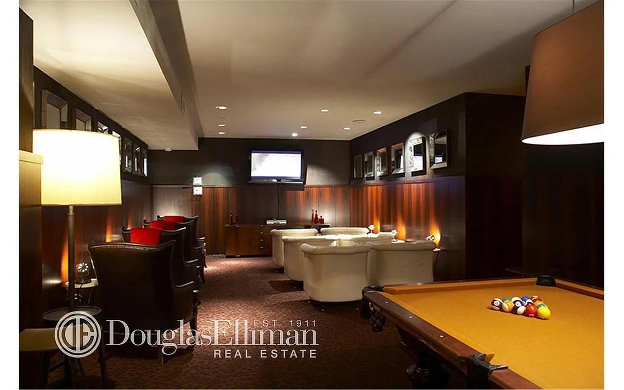 88 Greenwich Street 2303 Property Photo 14