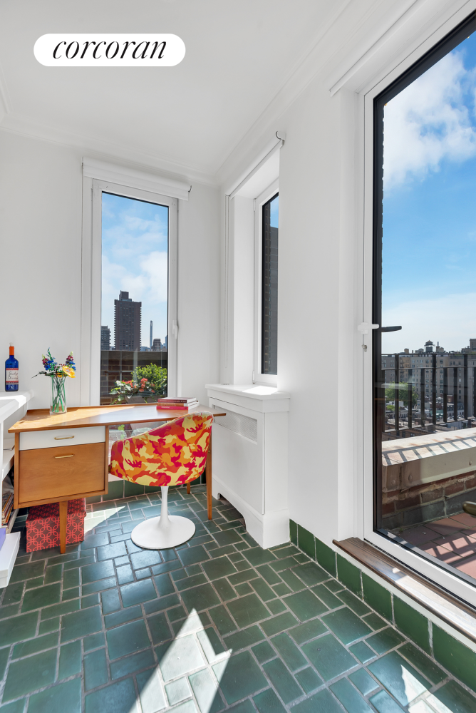 1220 Park Avenue 13d Property Photo 12
