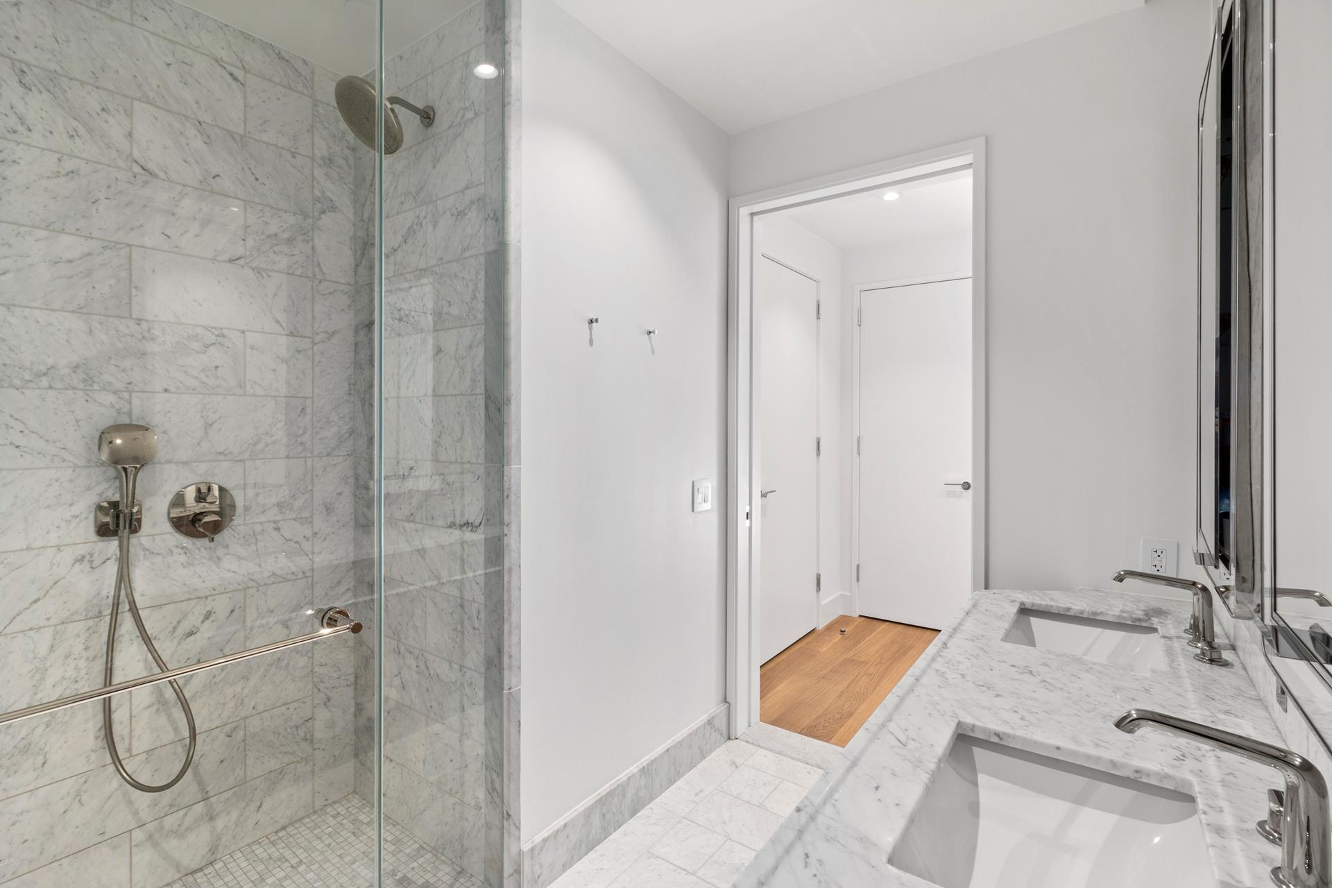 110 Charlton Street 17c Property Photo 5