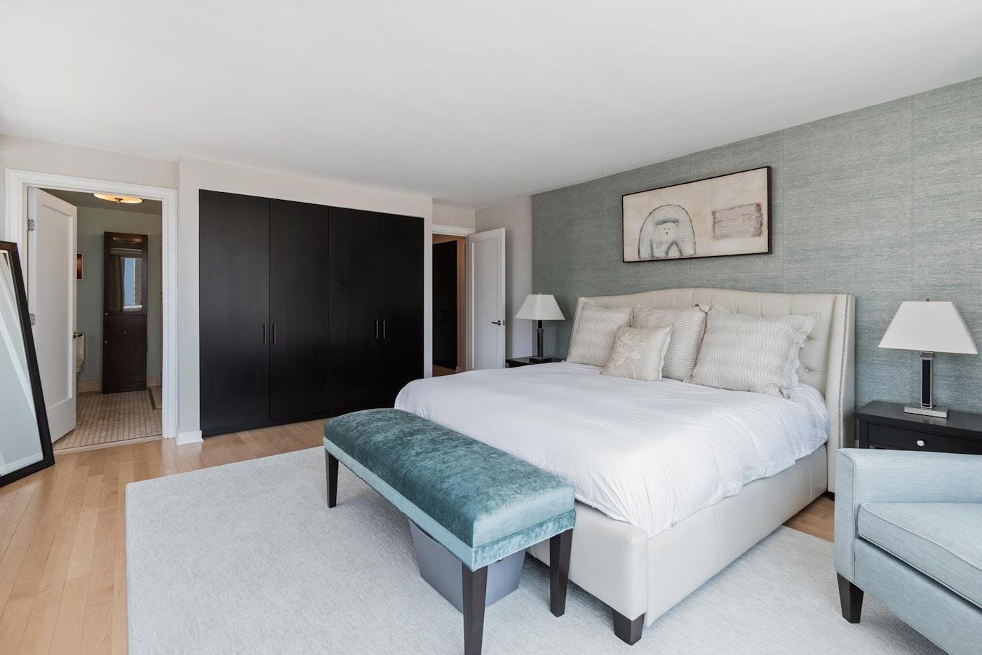 45 W 67th Street 25d Property Photo 4