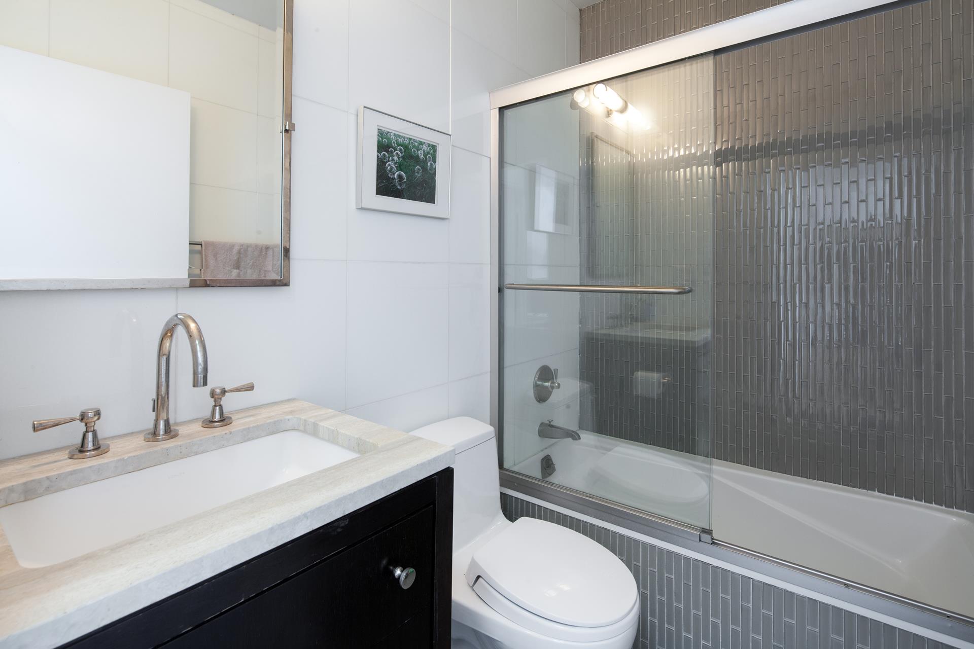 212 E 47th Street 19a Property Photo 5