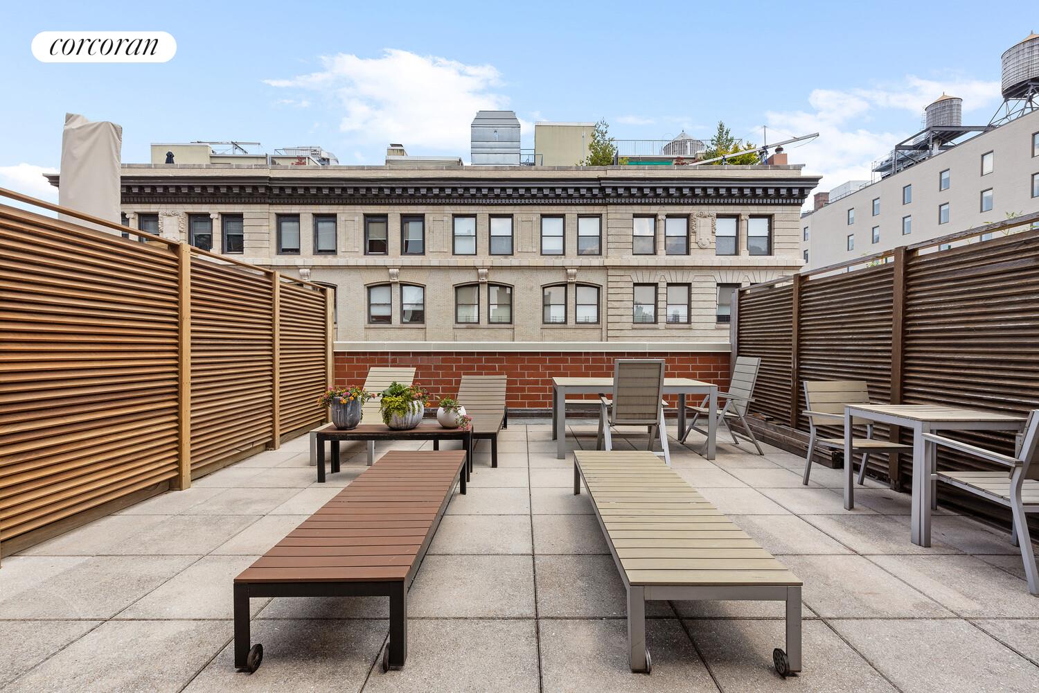 252 W 17th Street 8a Property Photo 8