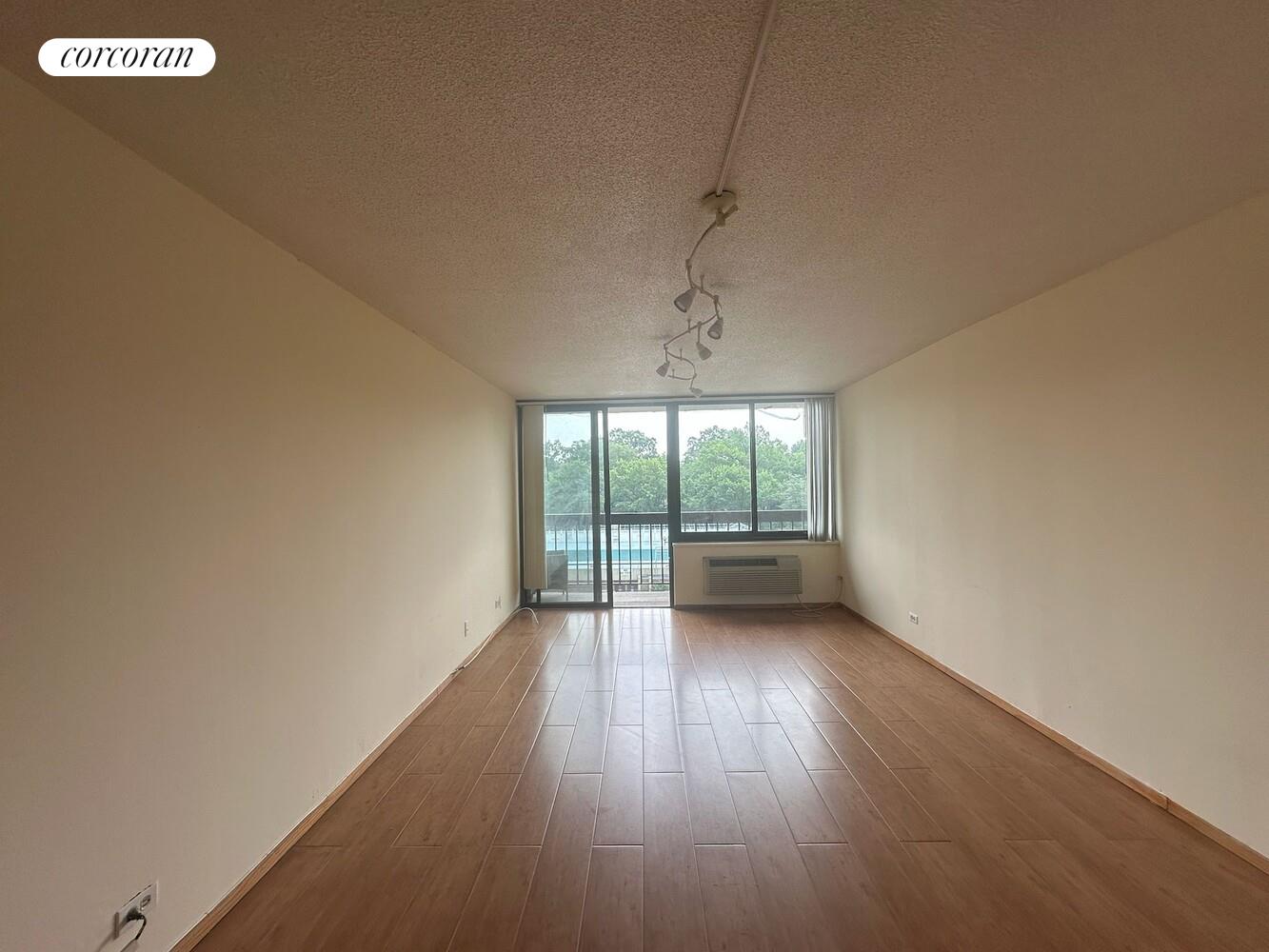 150-38 Union Turnpike 1n Property Photo 1