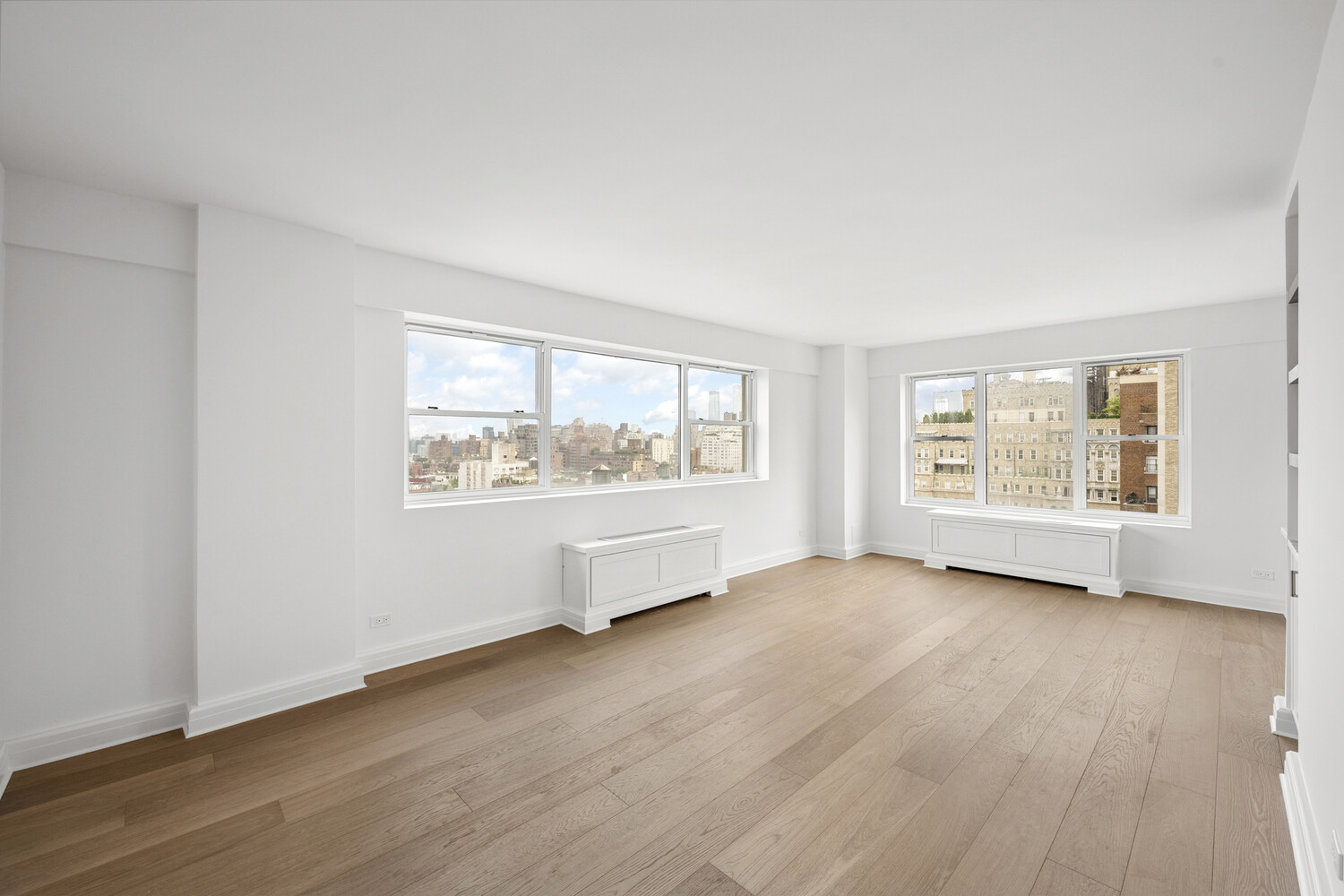 2 5TH Avenue 17R Property Photo 1