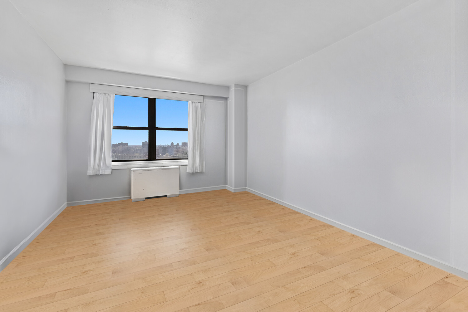 1020 Grand Concourse 12v Property Photo 9