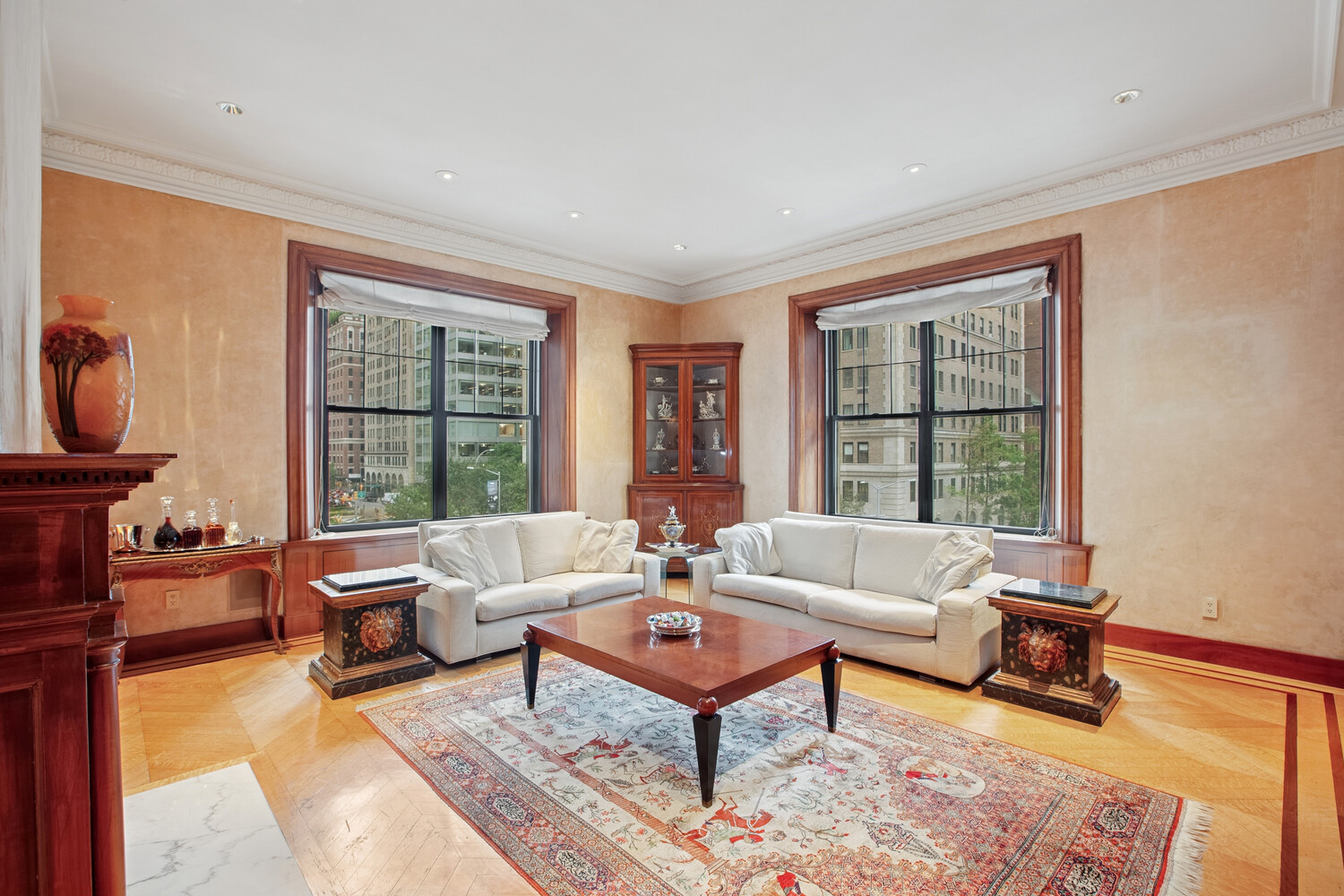 521 PARK Avenue 3C Property Photo 1