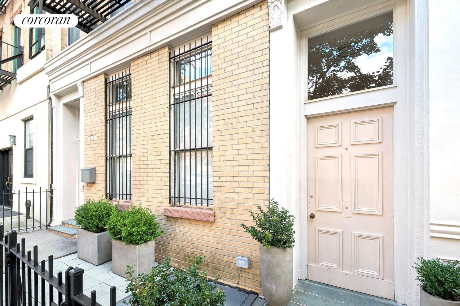 676 Union Street Property Photo 11
