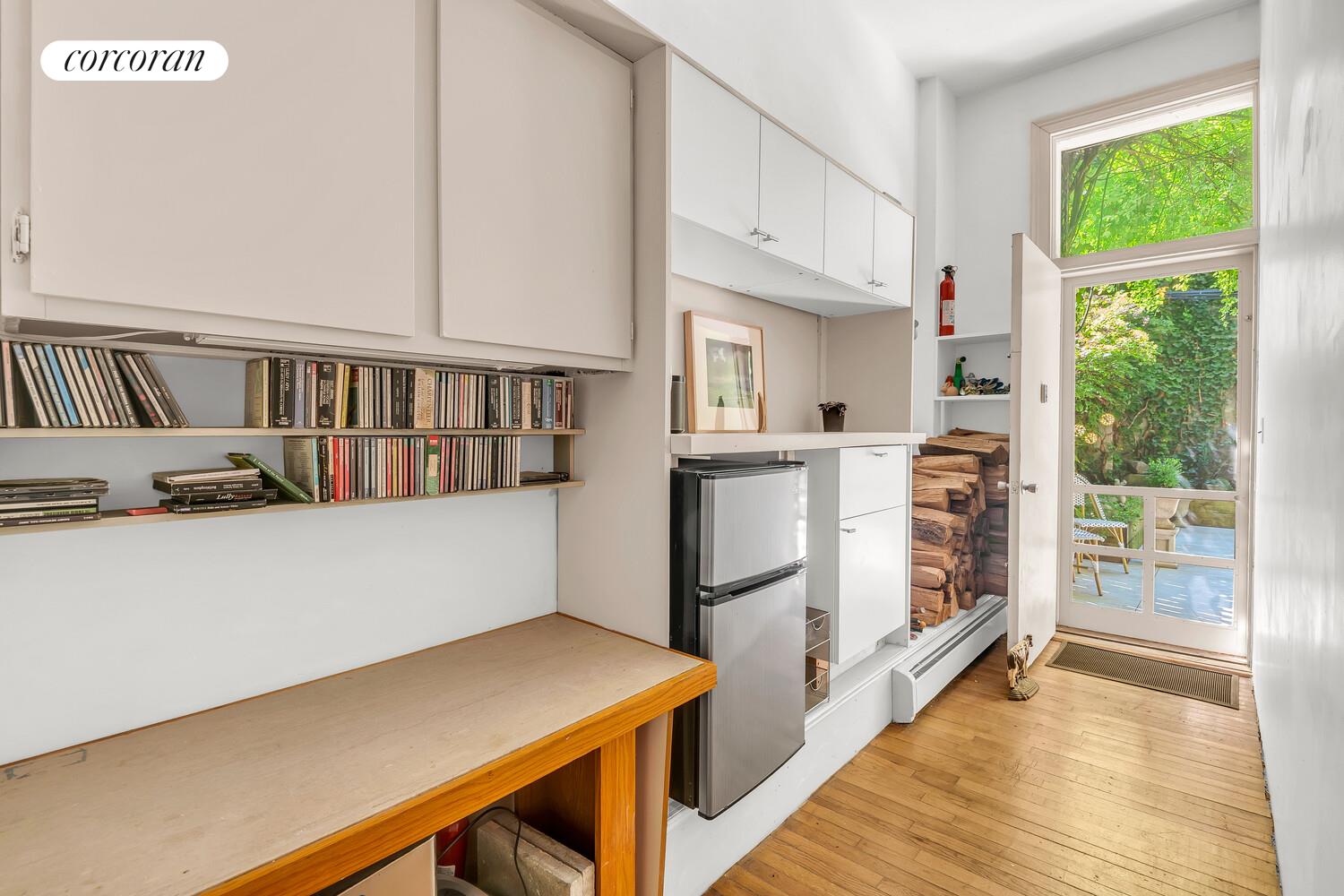 676 Union Street Property Photo 13