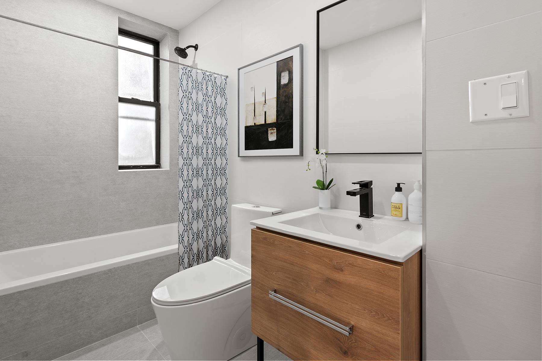 86 Thayer Street 2-a Property Photo 6