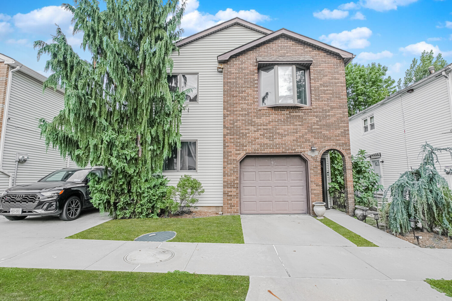 100 Marisa Circle Property Photo 1