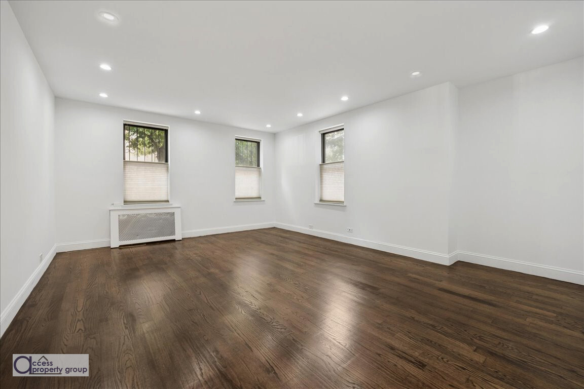 98 PARK Terrace E 1E Property Photo 1